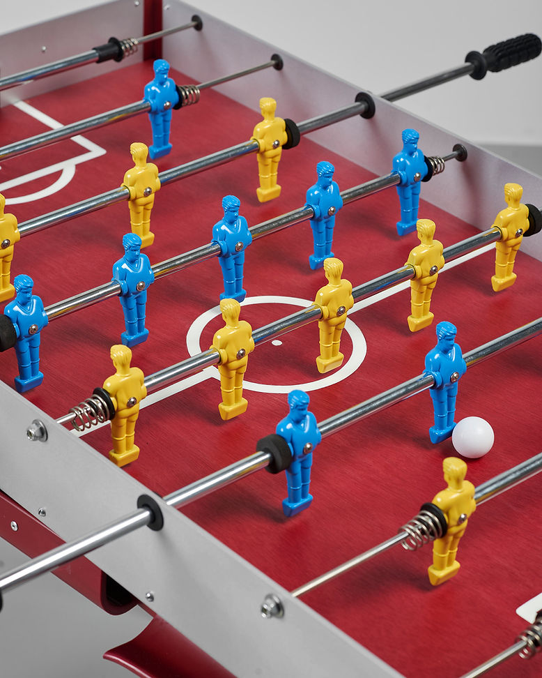 270226 - unwanted guest floor lamps and foosball8872-3200px-72dpi.jpg