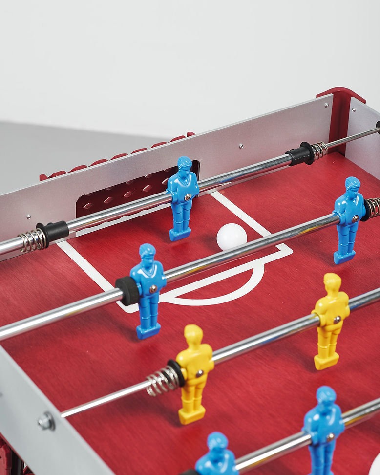 270226 - unwanted guest floor lamps and foosball8874-3200px-72dpi.jpg