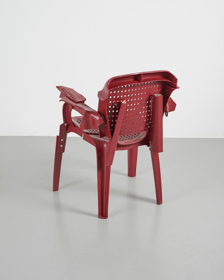 260203 - unwanted guest - chairs8710-3200px-72dpi.jpg