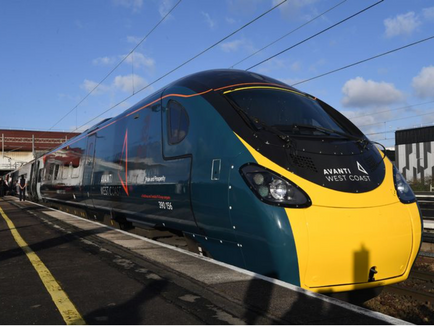 Rush hour train cancellation between Manchester and Macclesfield cause fears for commuters