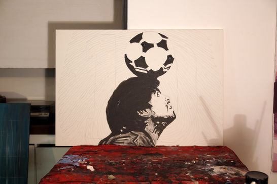 Dipinto di Maradona con pallone