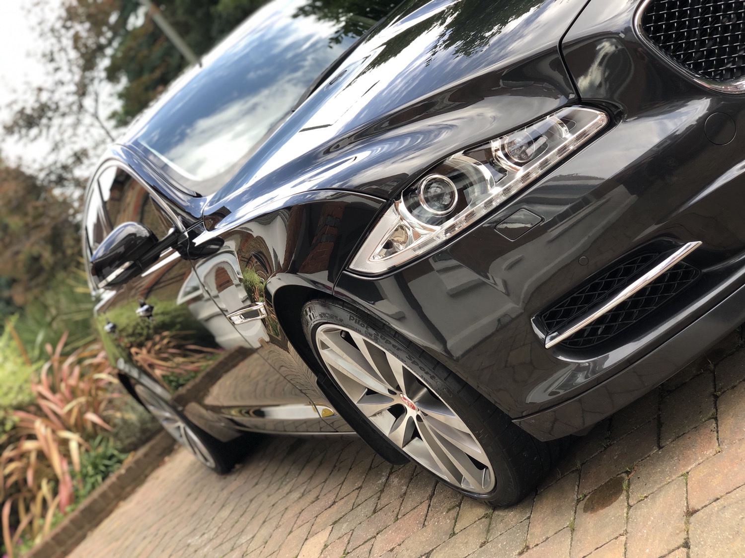 Full detail complete Surrey — D83 Detailing