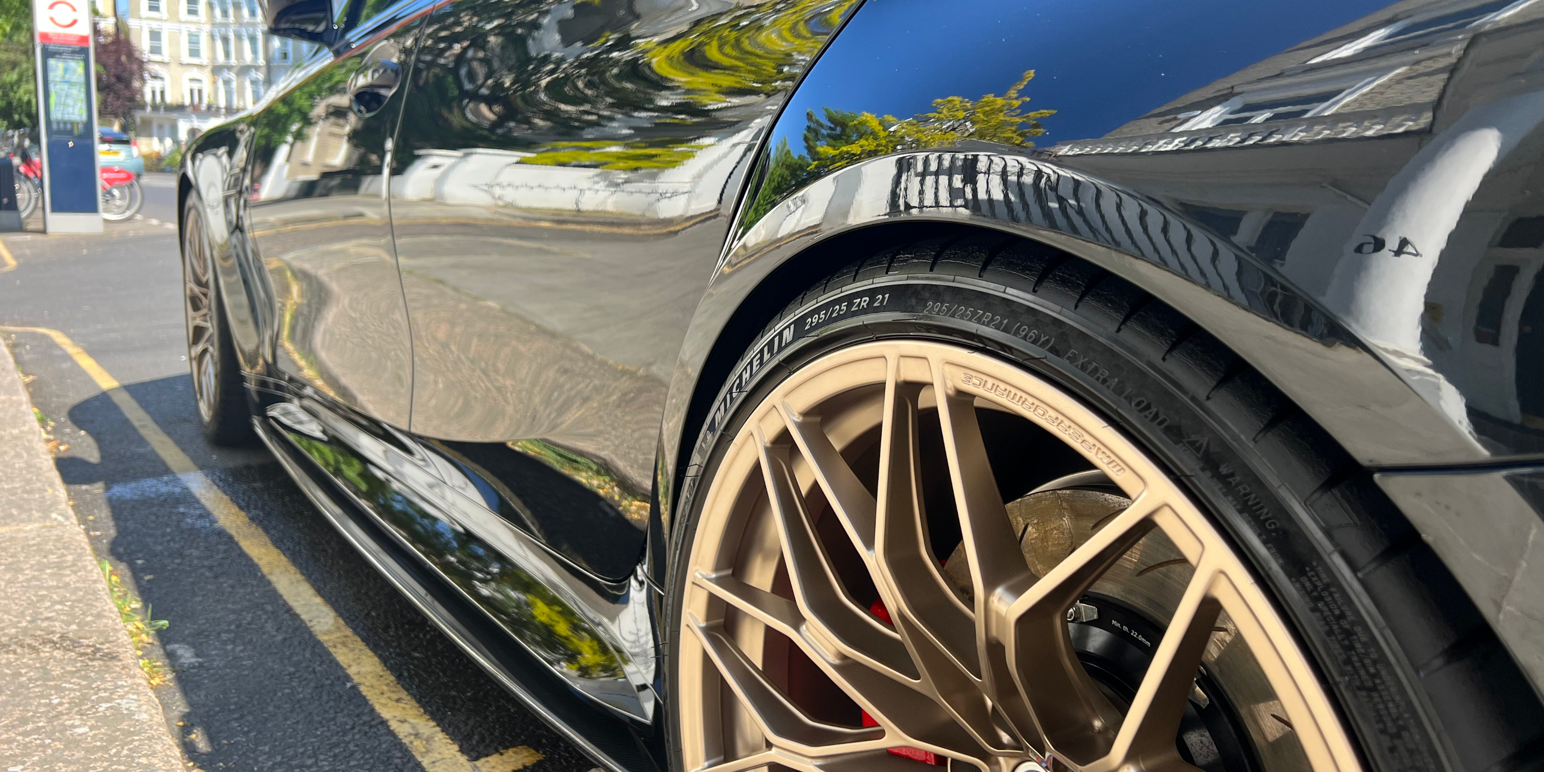 Mobile detailing exterior result — D83 Detailing London