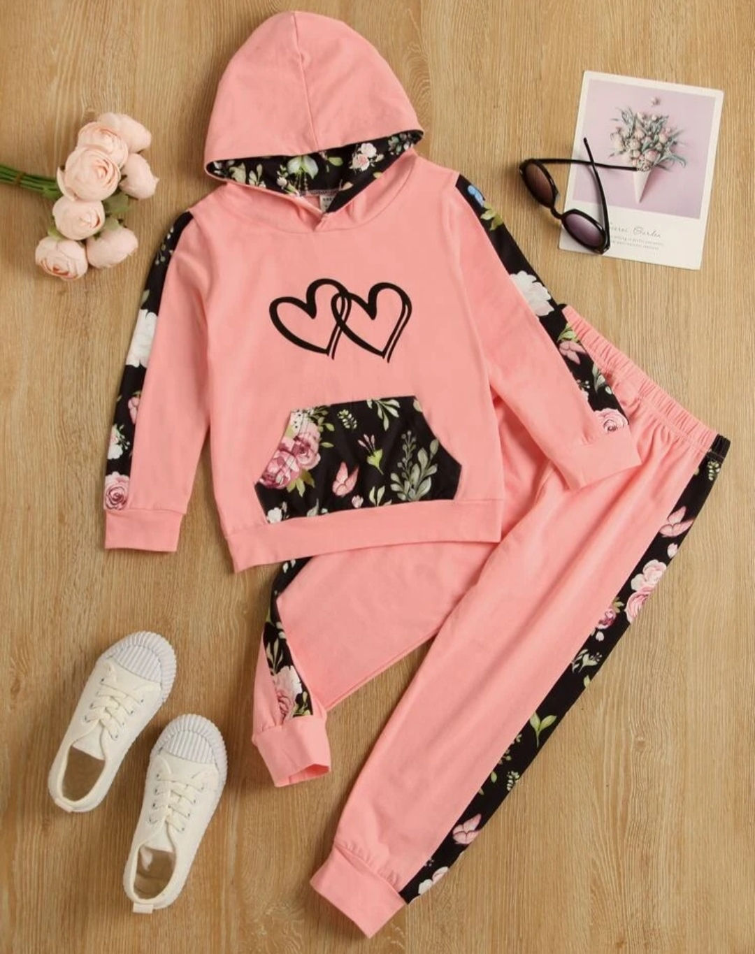 Hoodie and sweatpants 