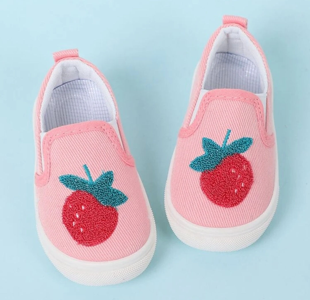 Slip on sneakers 