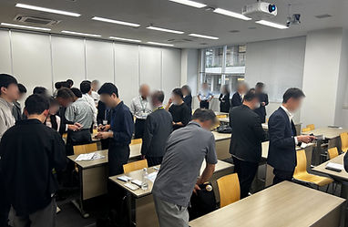 明治大学理工学部電気電  子生命学科　研究室見学ツアーを開催しました