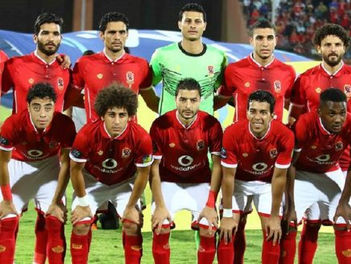 طبيب الأهلي يعلن أصابة نجم الفريق بقطع في غضروف الركبة