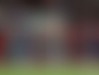 ليفربول يحقق فوزاً ثميناً بثلاثية على مانشستر يونايتد