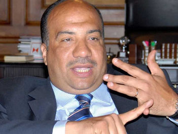 مصيلحي يكشف أسباب أزمة الدوري المصري