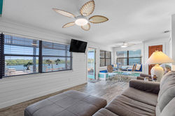 20-web-or-mls-18521 Gulf Blvd, Indian Shores, FL-19