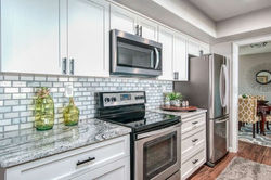 14665 Crown Dr Largo FL 33774-small-014-010-Kitchen-666x444-72dpi