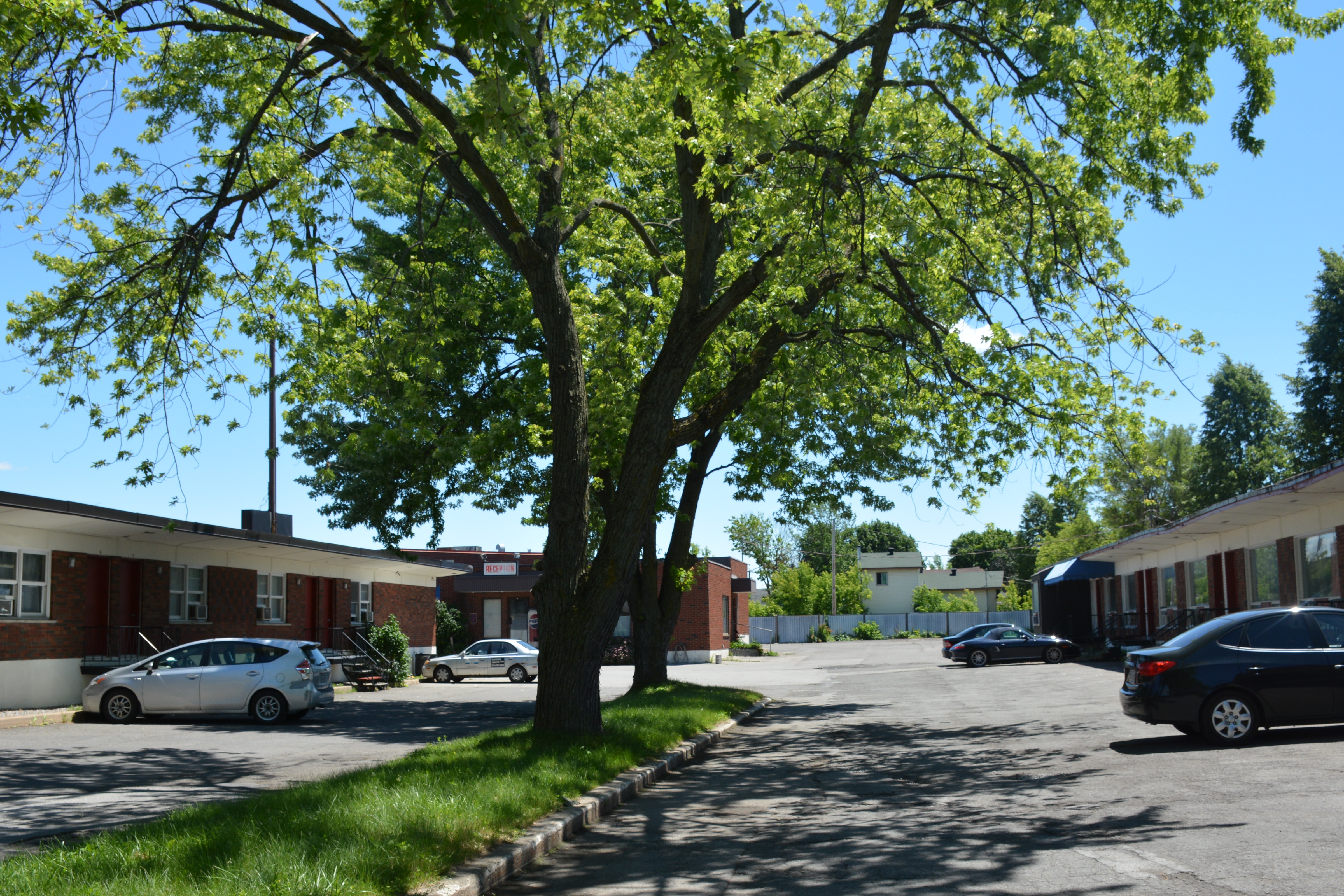 Motel Chez Nous - Laval