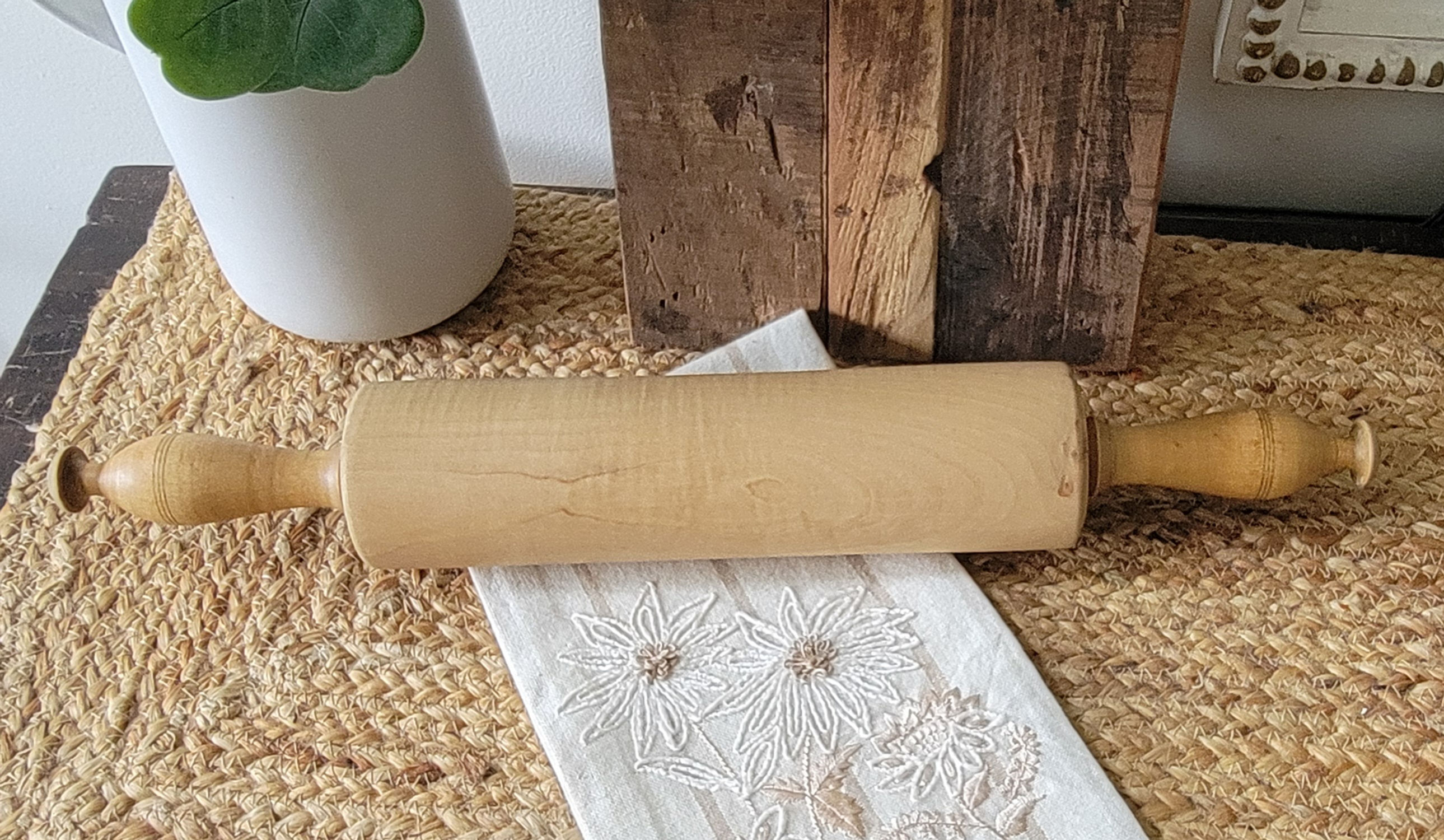 Vintage European Heirloom Handmade Maple Wooden Rolling Pin Czechoslovakia