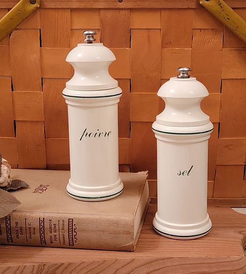 Vintage French Country Banton Vic Firth Salt & Pepper Mill Set