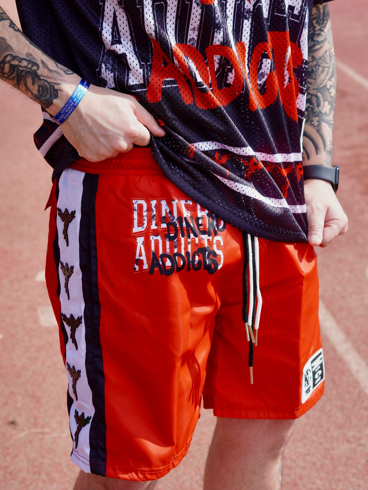 DINERO ADDICTS SPORT SHORTS (RED/BLACK)