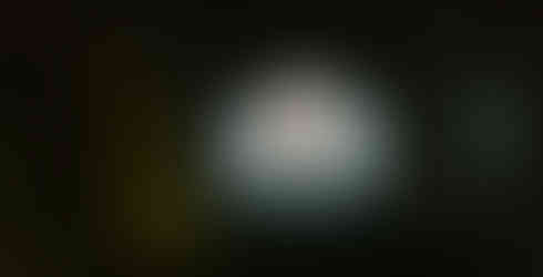 Jako světlo můry láká chodce v Lipníku nad Bečvou průchod ulicí K Nadsklepí