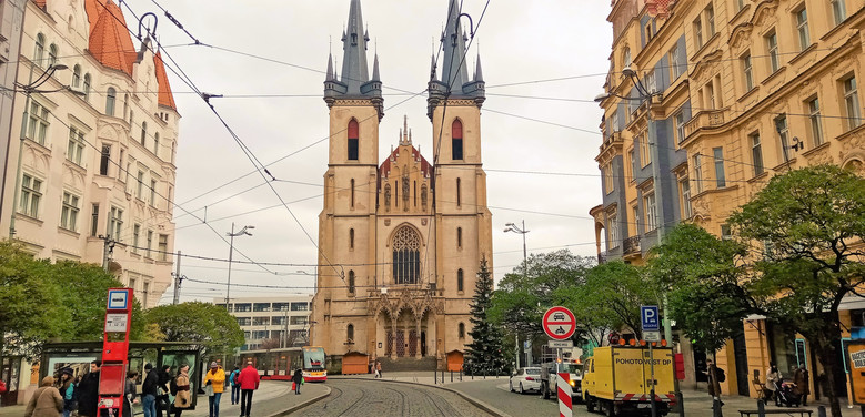 Kostel svatého Antonína Paduánského v Holešovicích