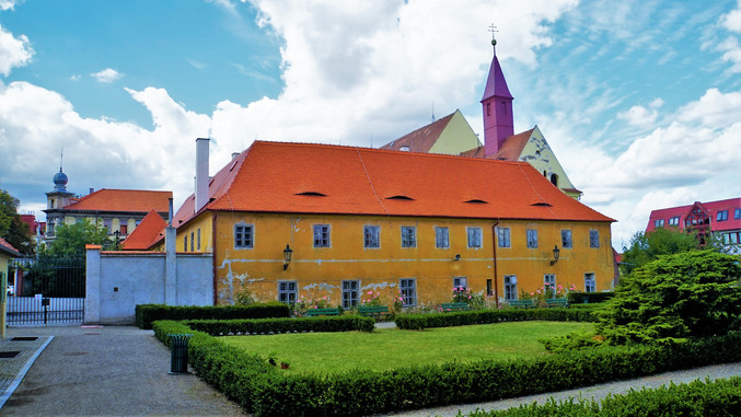 Budova Kapucínského kláštera v Žatci vznikla v 17. století