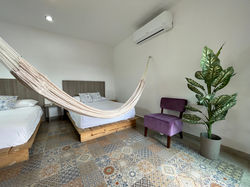 Materiales locales que celebran la rica herencia cultural de la región