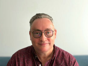 Magnétisme : comment choisir entre séance à domicile ou à distance ?