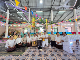 TOP TELECENTER แจกผลิตภัณฑ์ในงานกฐิน ที่จังหวัดหนองคาย