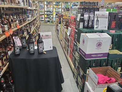 Lakes Market & Deli