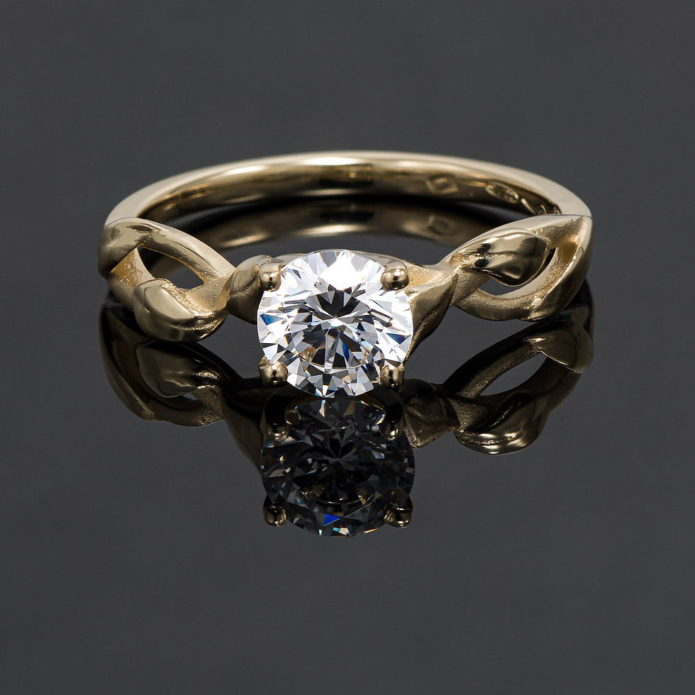 Inel din aur galben de 14k cu piatra swarovski zirconia cod 449 G.