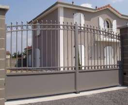 Miniature : Portail aluminium sur mesure Beaugency