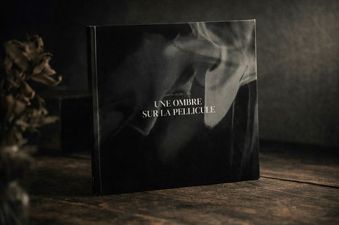 une ombre sur la pellicule- simon delebecque_edited.jpg