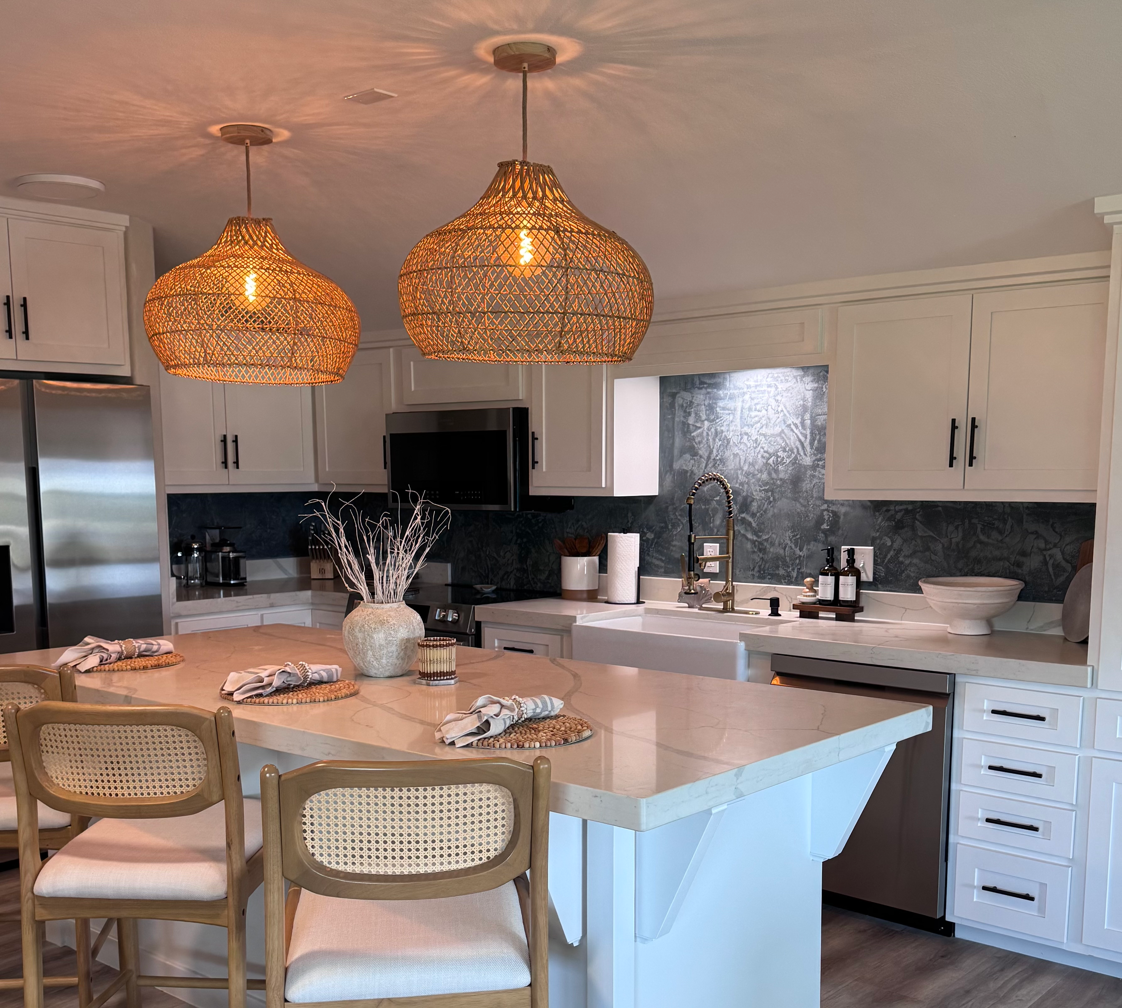 Coastal beach house renovation by Wildwood Design, photo 1