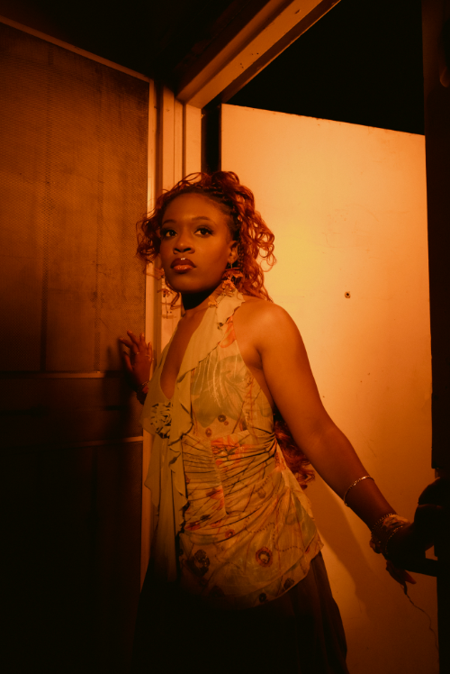 Amirah Prepares For Upcoming EP With Seductive Single “brain”