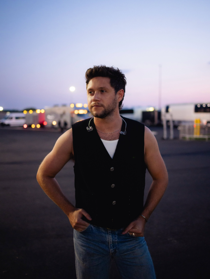 Niall Horan Brings "Dinner Party" To Life Through Vevo's Artist Portrait
