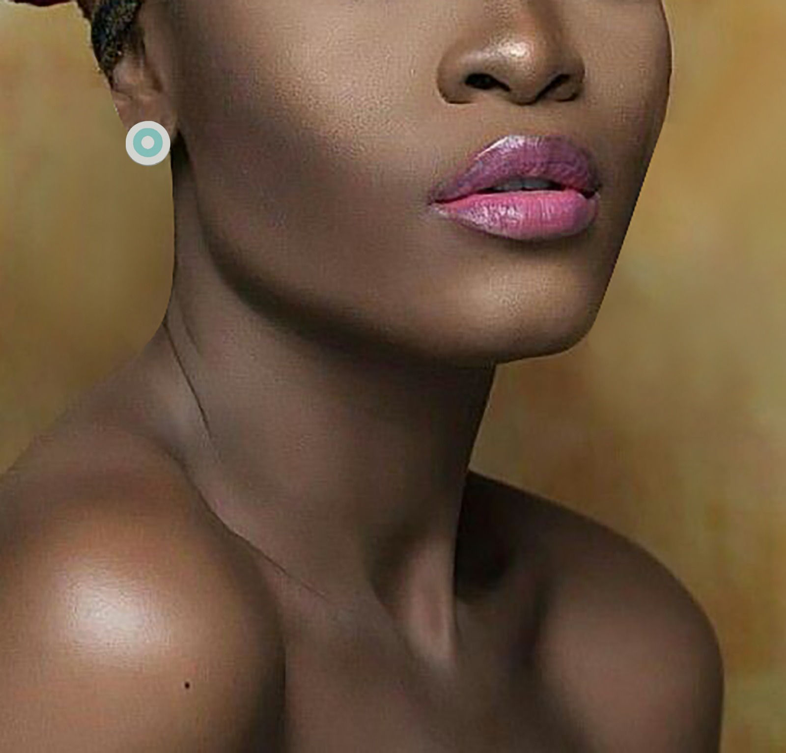 Turkuaz-Mineli-Disk-Kupe 925 ayar gümüştür.