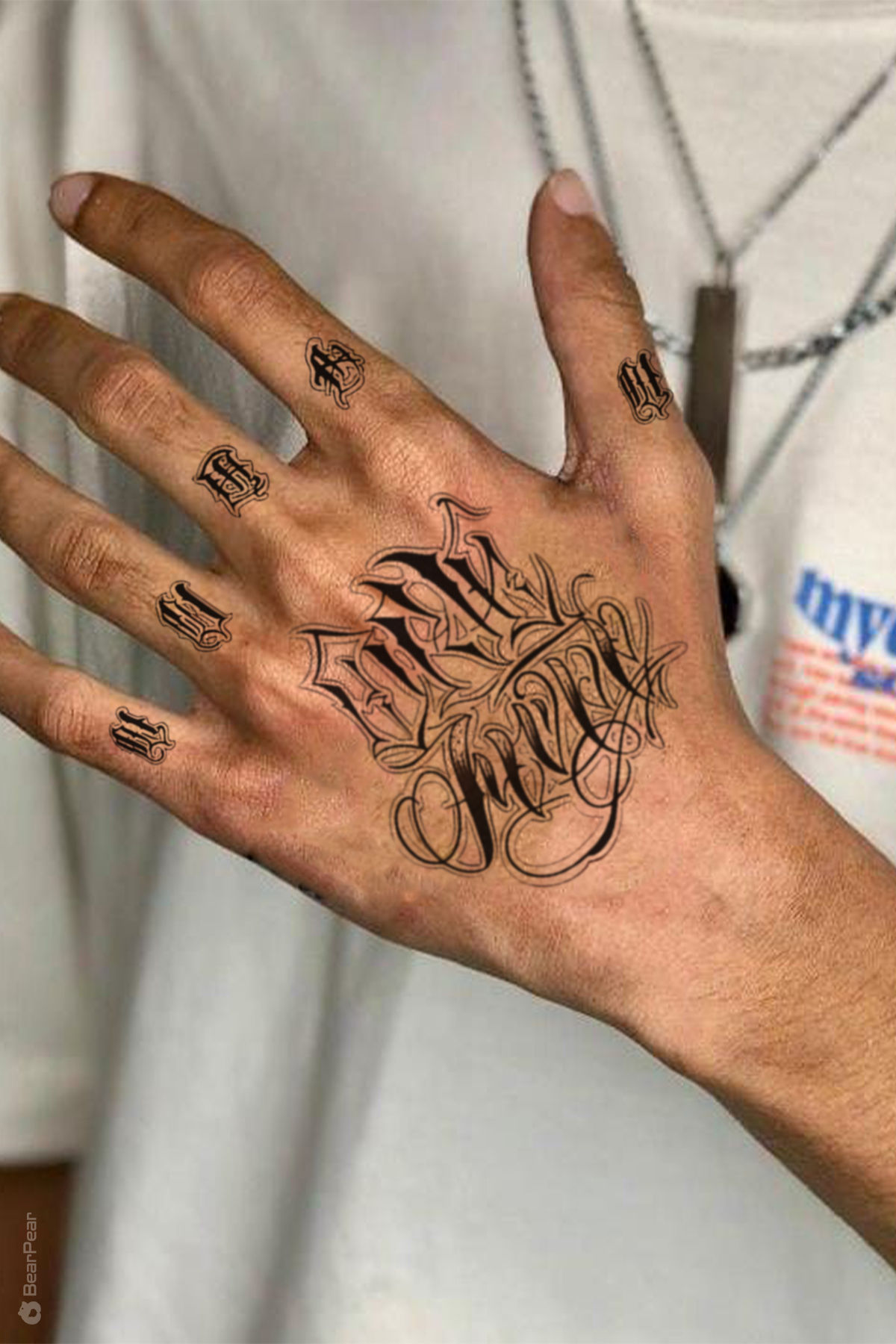 El Dövmesi El Üzeri Yazılı Geçici Dövme