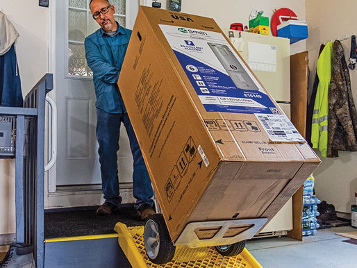 4 Tips for Efficient White Glove Deliveries in Bad Weather