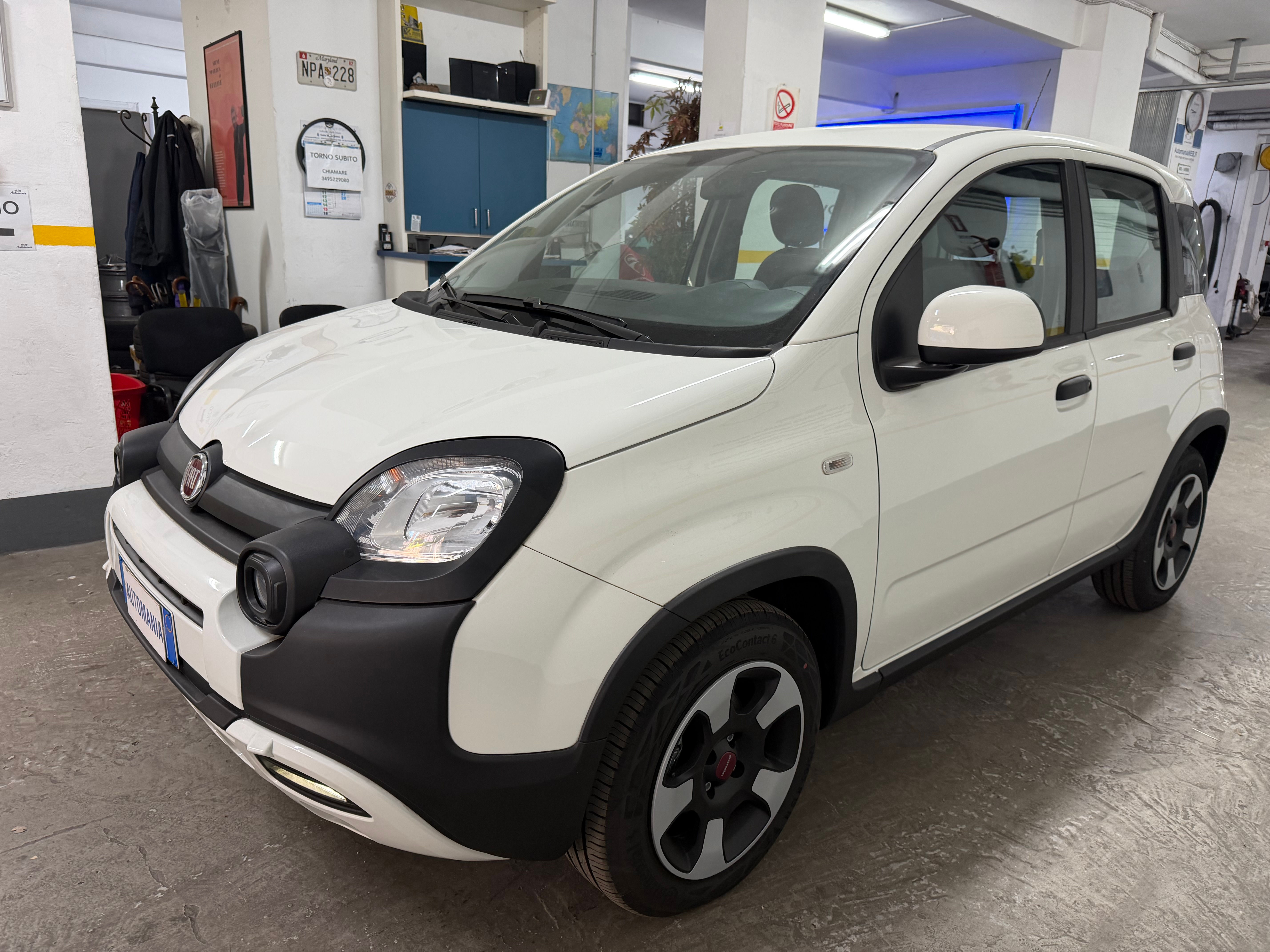Fiat Panda 1.0 firefly hybrid City Cross s&s 70cv KM0