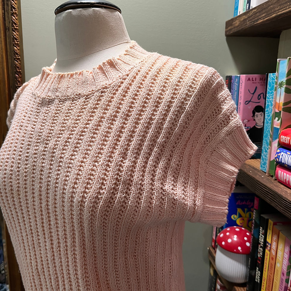 Thumbnail: Pink Sweater (M)