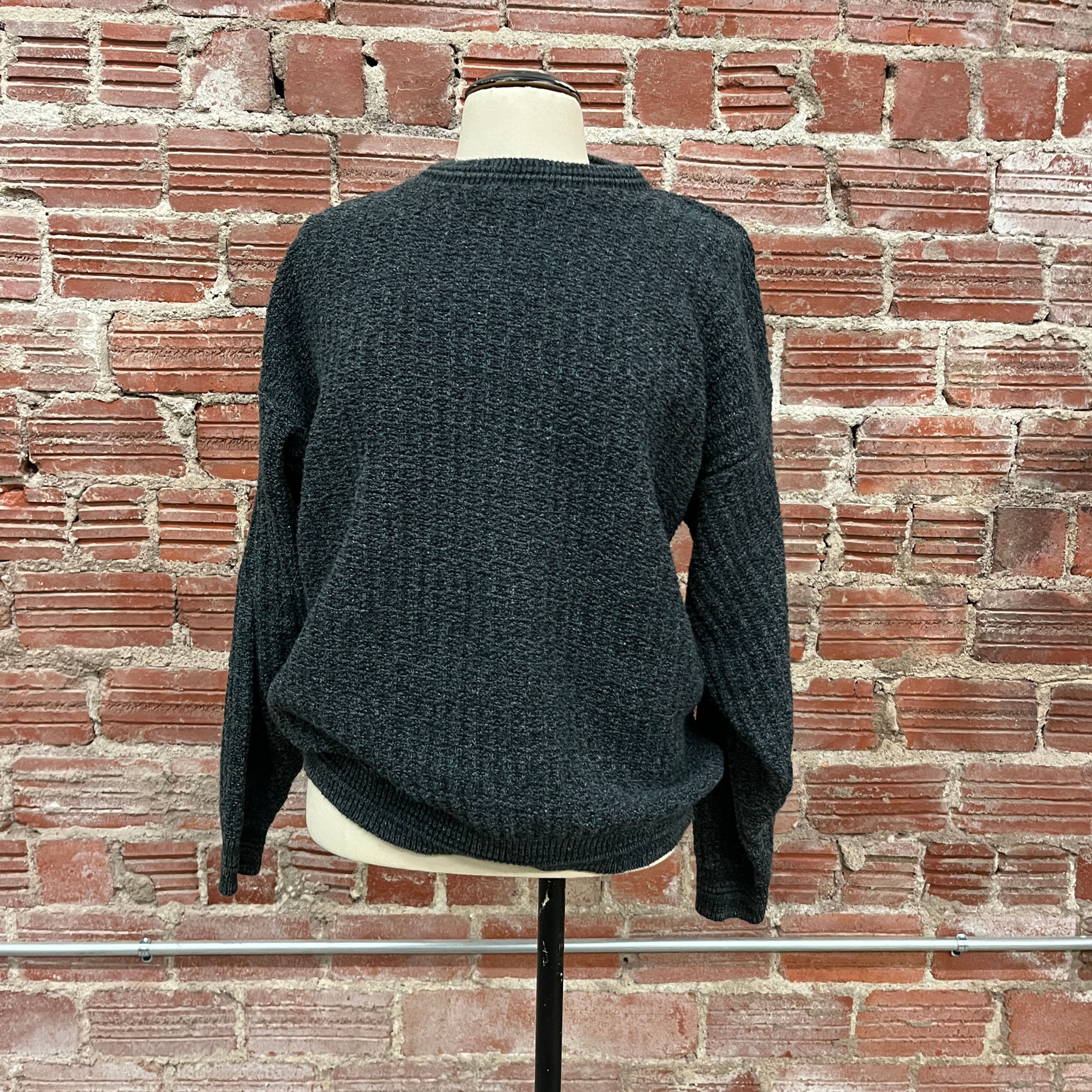 Men's Sweater (L)