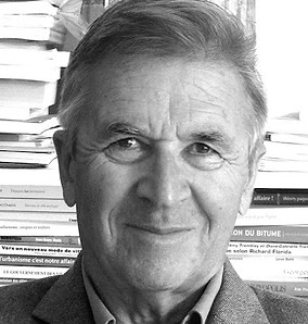 Jean Haentjens portrait.jpg