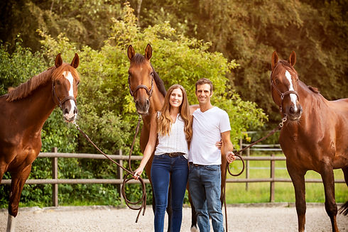 Caroline&Rodrigo mit Pferde_1.jpg