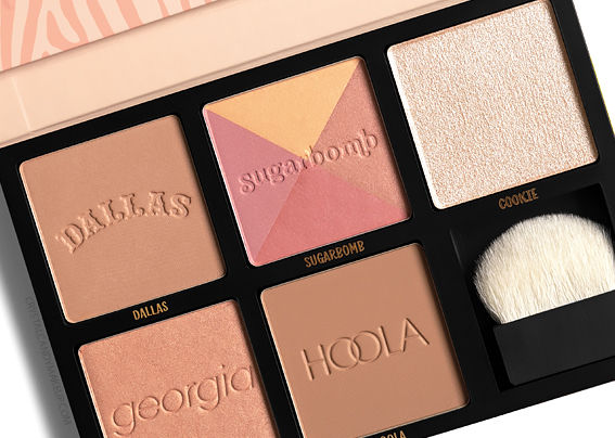 الصورة المصغرة: Benefit Cheek Stars Reunion Tour Palette