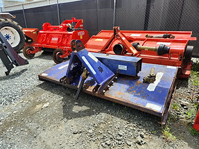
Used Galaxy PM2400 Twin Spindle Topper.
In good working order has HD flails with hard facing. 

Been through our workshop and is ready for a work. 

2.5 Meter cutting width.
1000 RPM on PTO