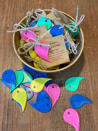Bath Bomb Package Opener | Hippie Mumma Artisan