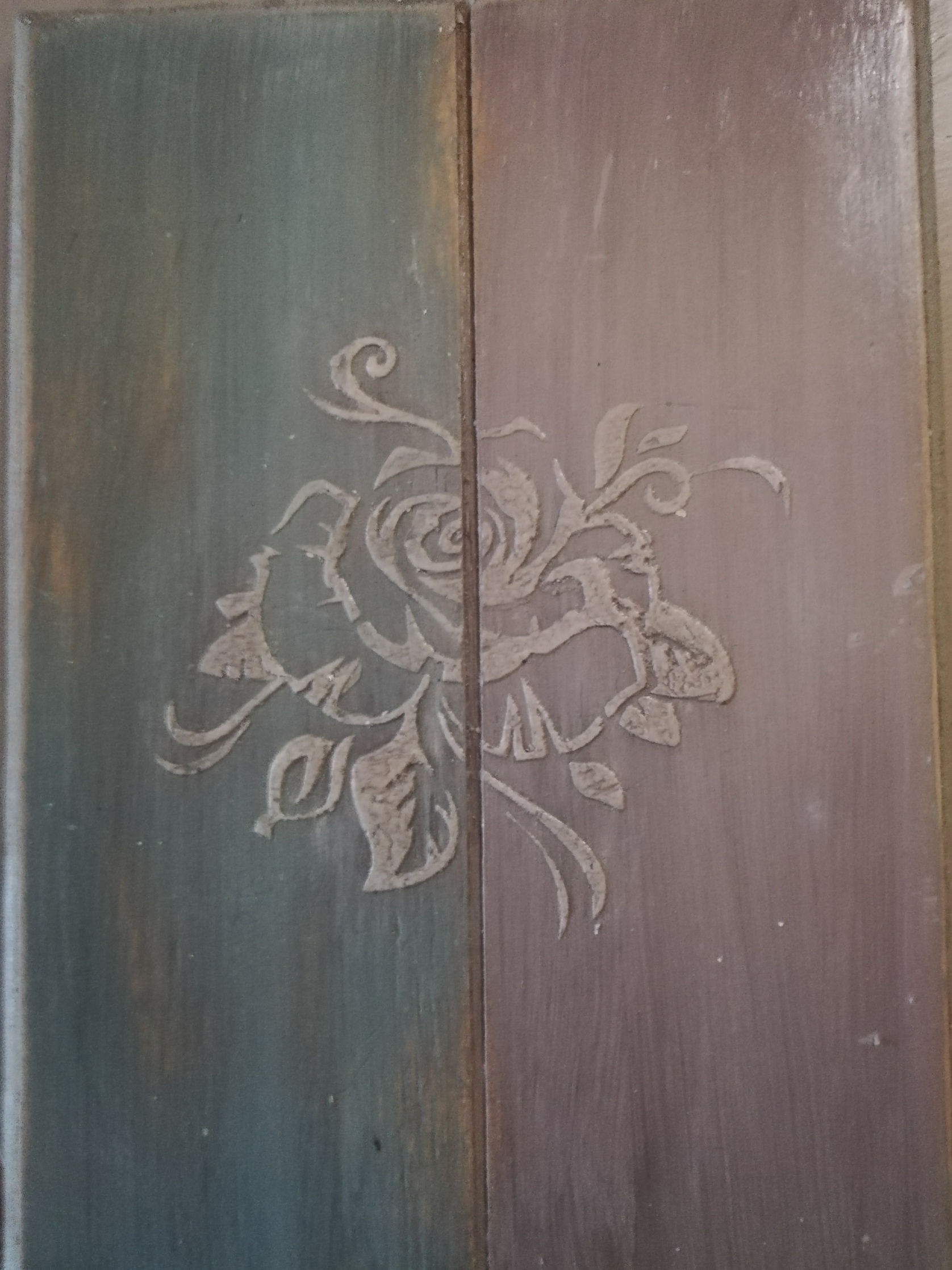 Restyled Rose Picture Board