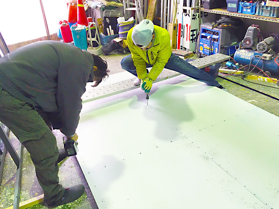 トタン 下穴あけ