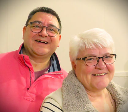 08 Maggie & Gary - 1.jpg