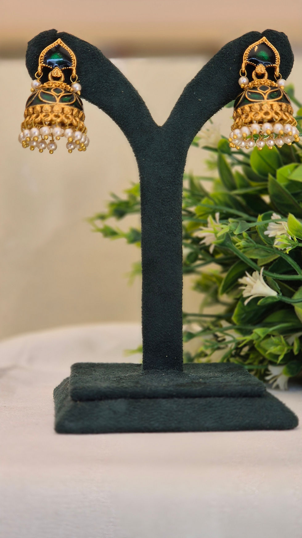 Thumbnail: Antique earring PJER0090