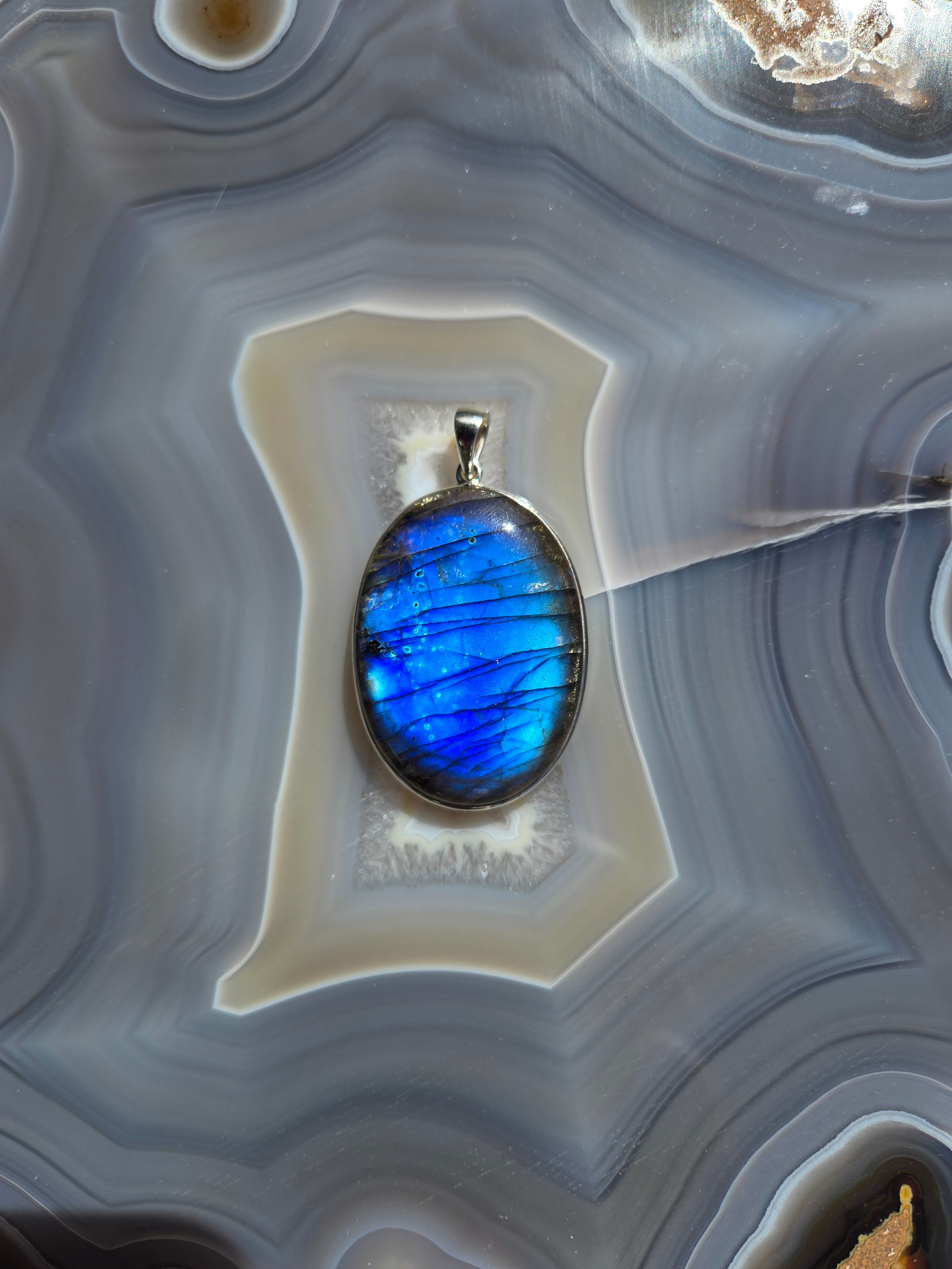 Labradorite Silver Pendant