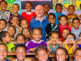 Eric Hanrion among children