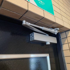 ドアクローザー取替